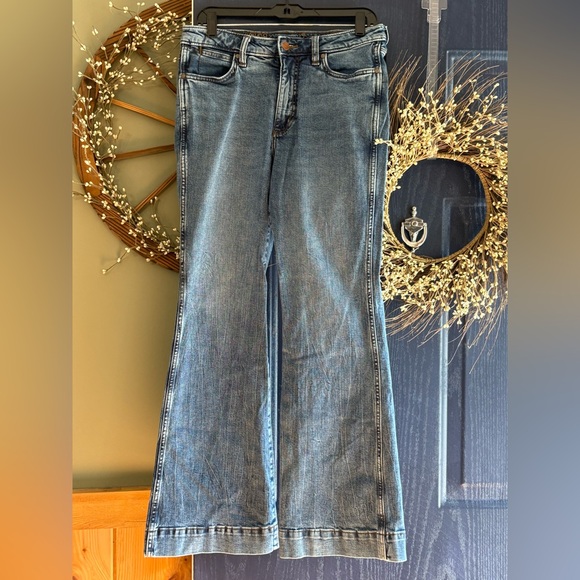 Wrangler Denim - Wrangler Retro Slim Fit Bootcut Jeans in size 29x32.